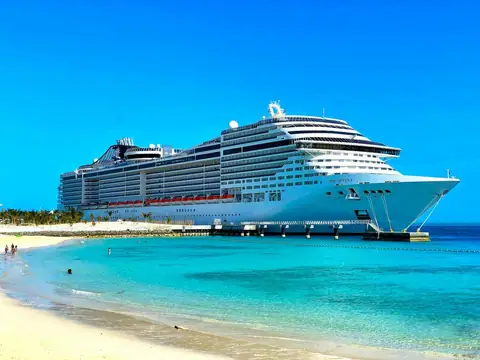 Cruise Ships Are Turning Away From Puerto Vallarta Right Now—Here's Why